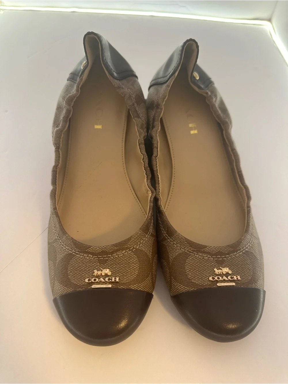 Coach Amelia Signature Canvas Ballet Flats Brown Leather Cap Toe Shoes Size 7.5B