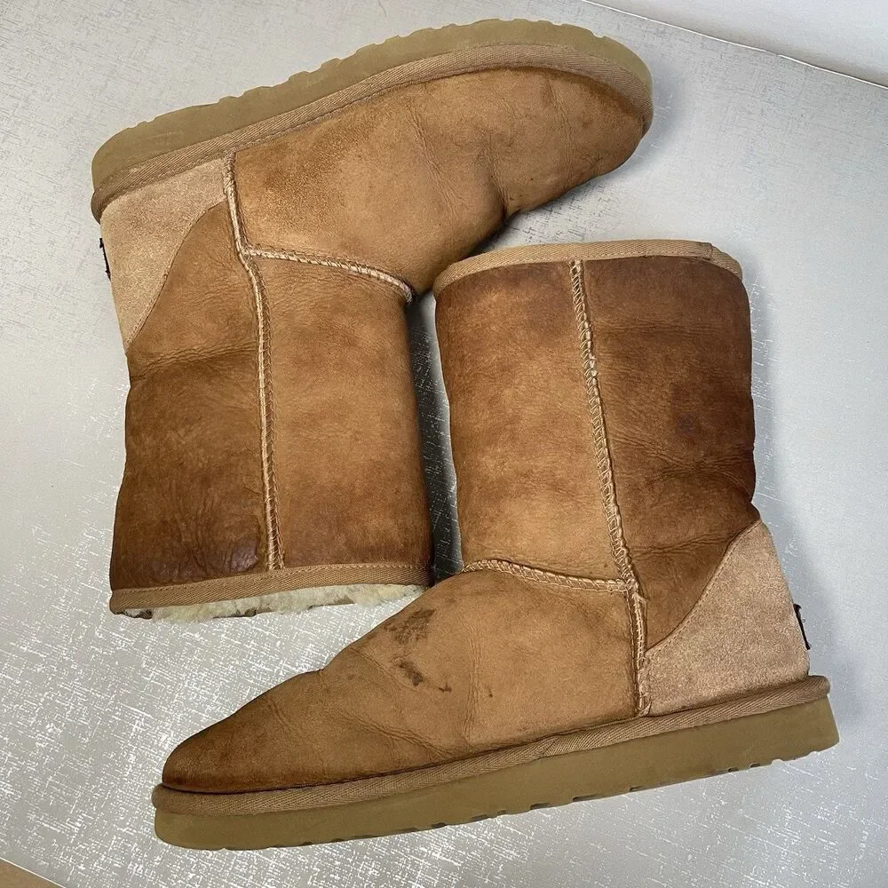 UGG approx pictured
