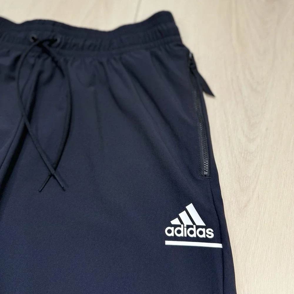 adidas smoke pet