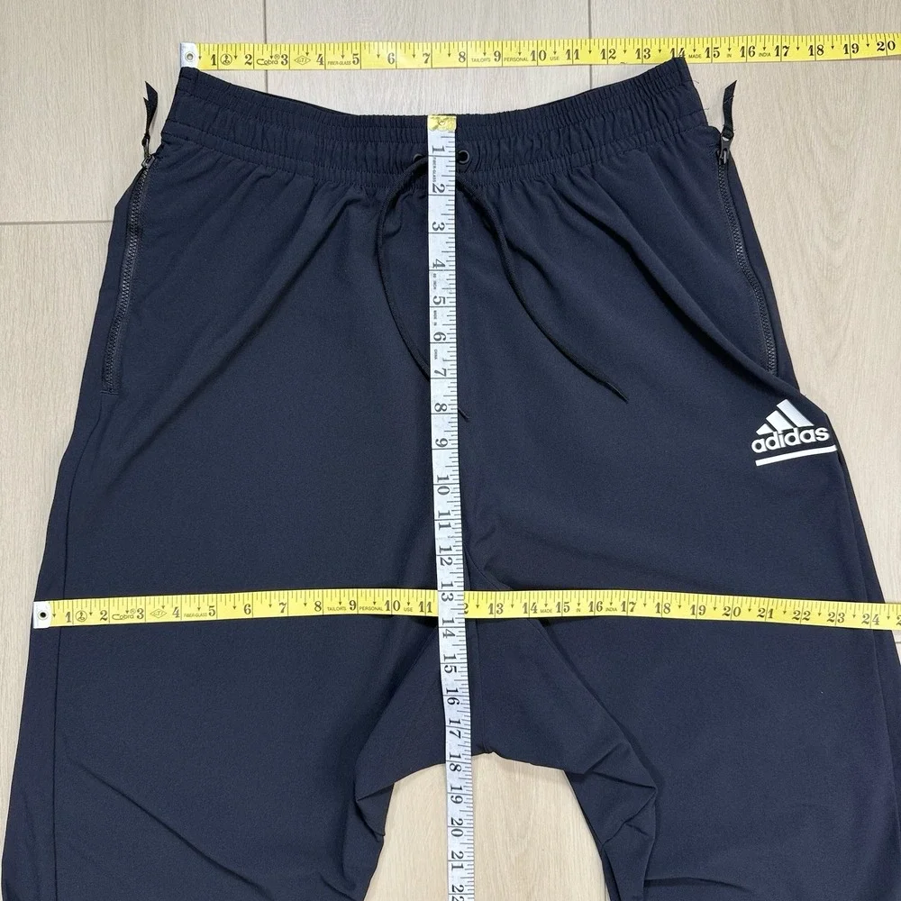 adidas smoke pet