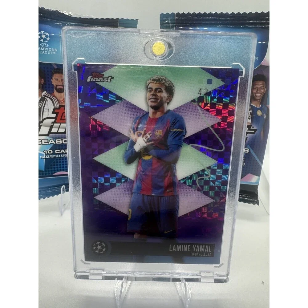 Topps 2026 Topps Finest UEFA Lamine Yamal FC Barcelona #446 42/75