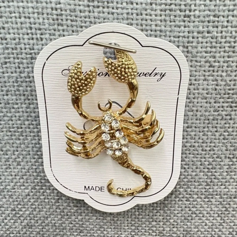 N/A golden scorpion