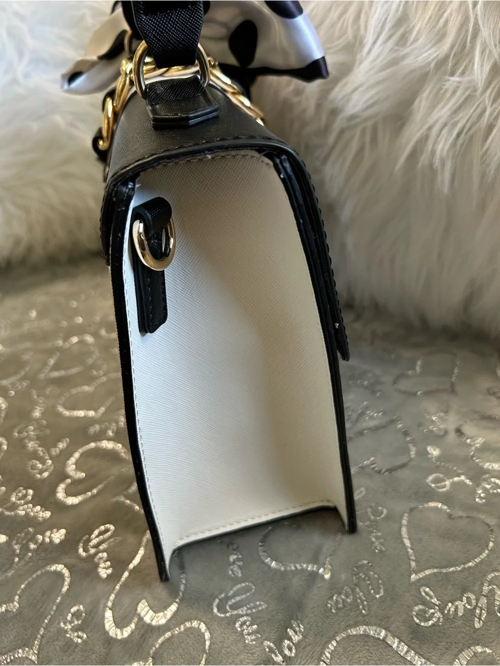 Aldo chic satchel