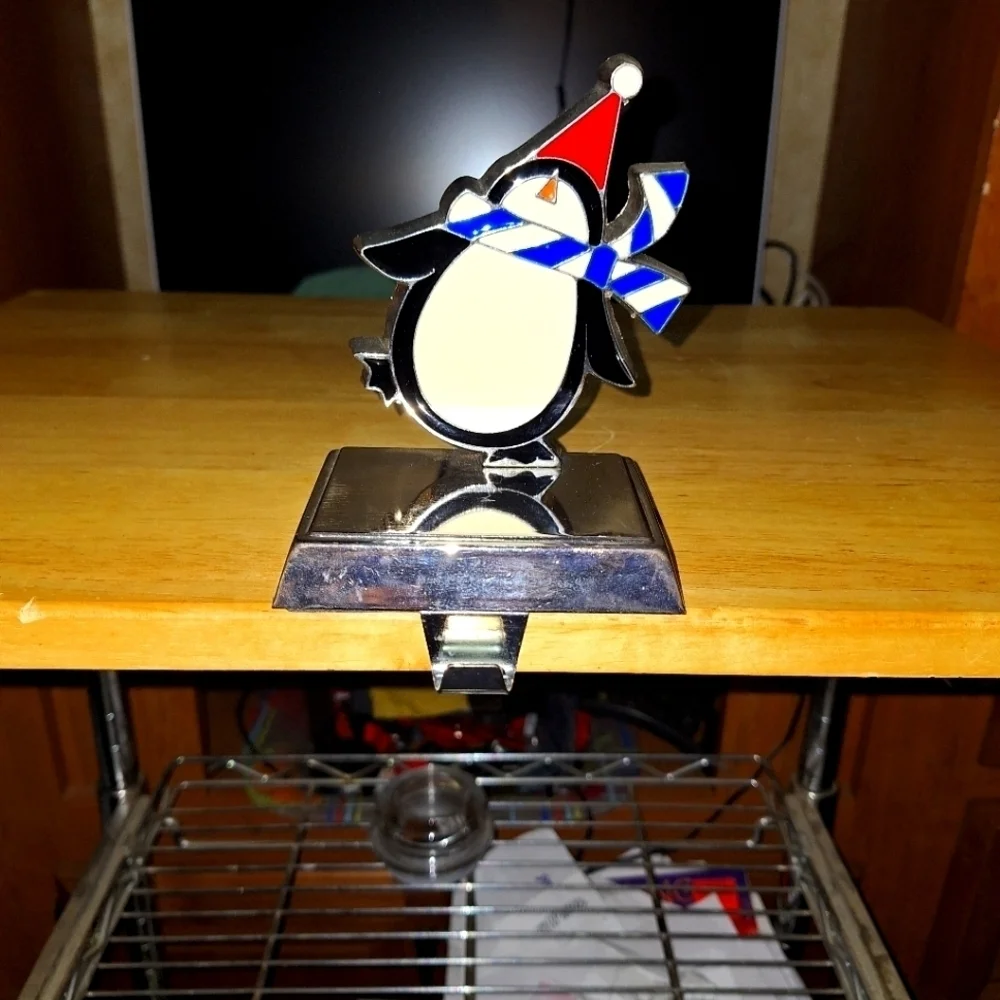unbranded this penguin
