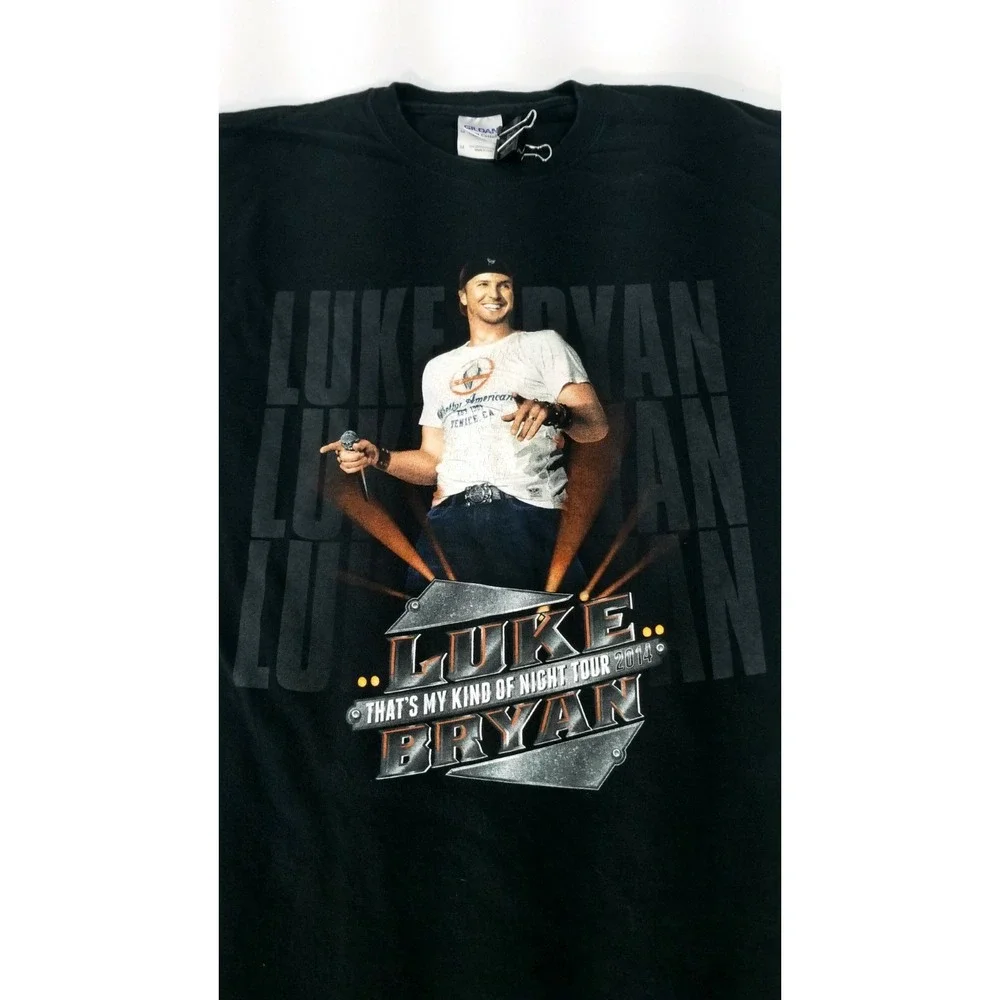 Gildan luke bryan