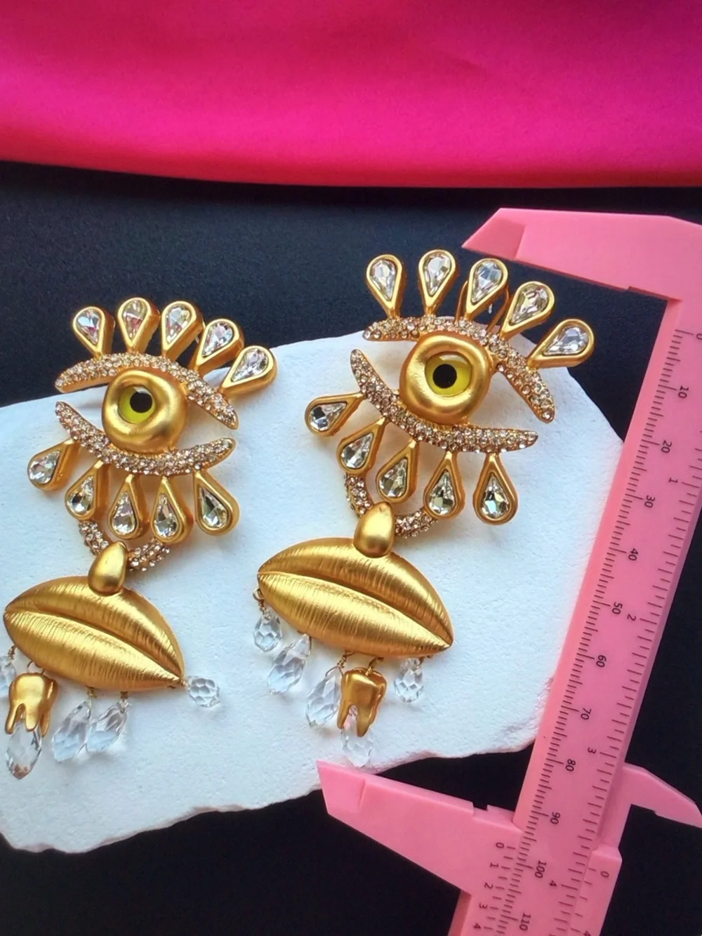 Schiaparelli striking gold