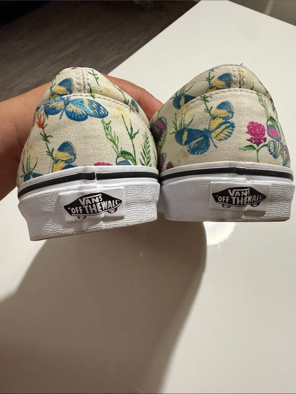 Vans slip sneakers