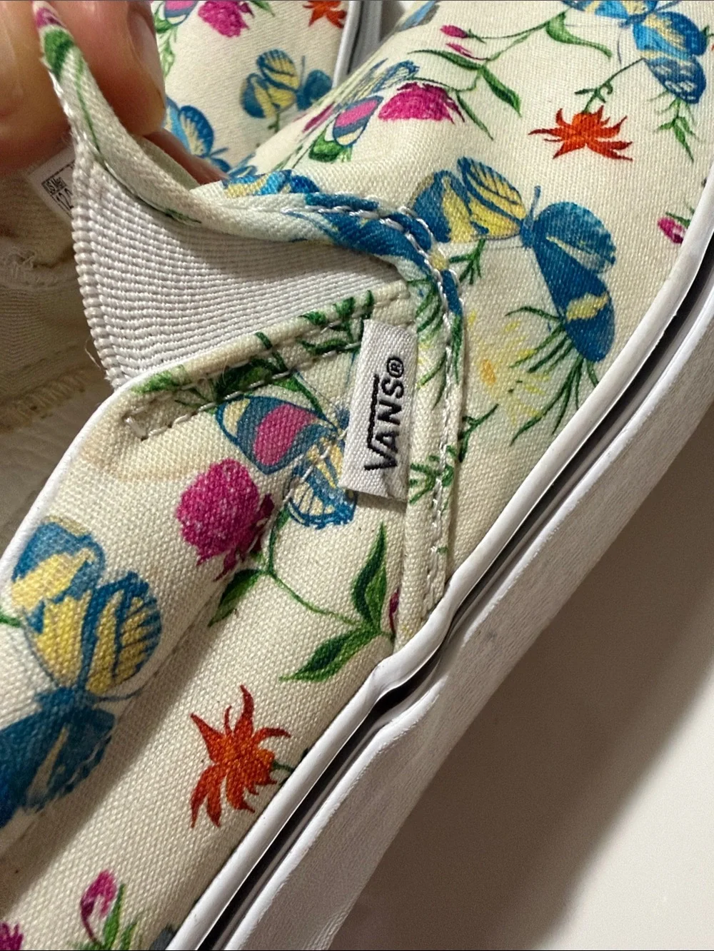 Vans slip sneakers