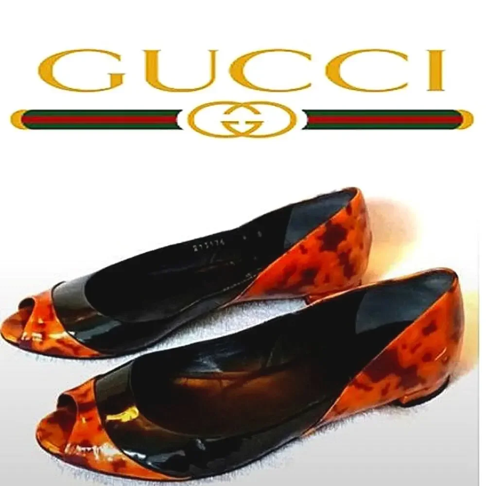 GUCCI Patent Leather Leopard Flats 6B Orange Brown Animal Print Open Toe Vintage