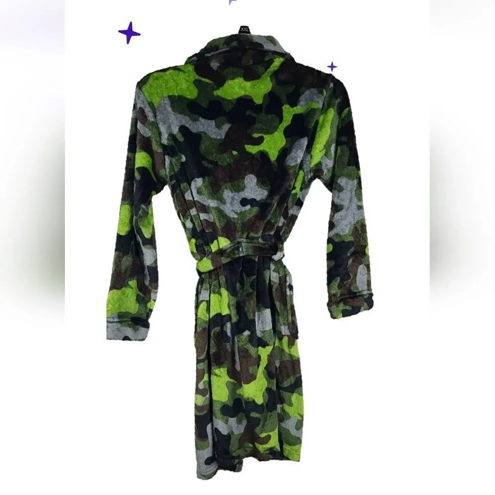 J. Khaki camo bathrobe