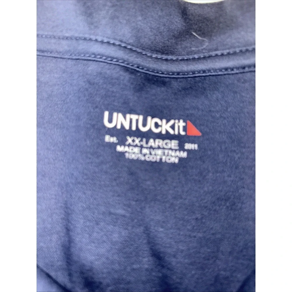 UNTUCKit mens medium