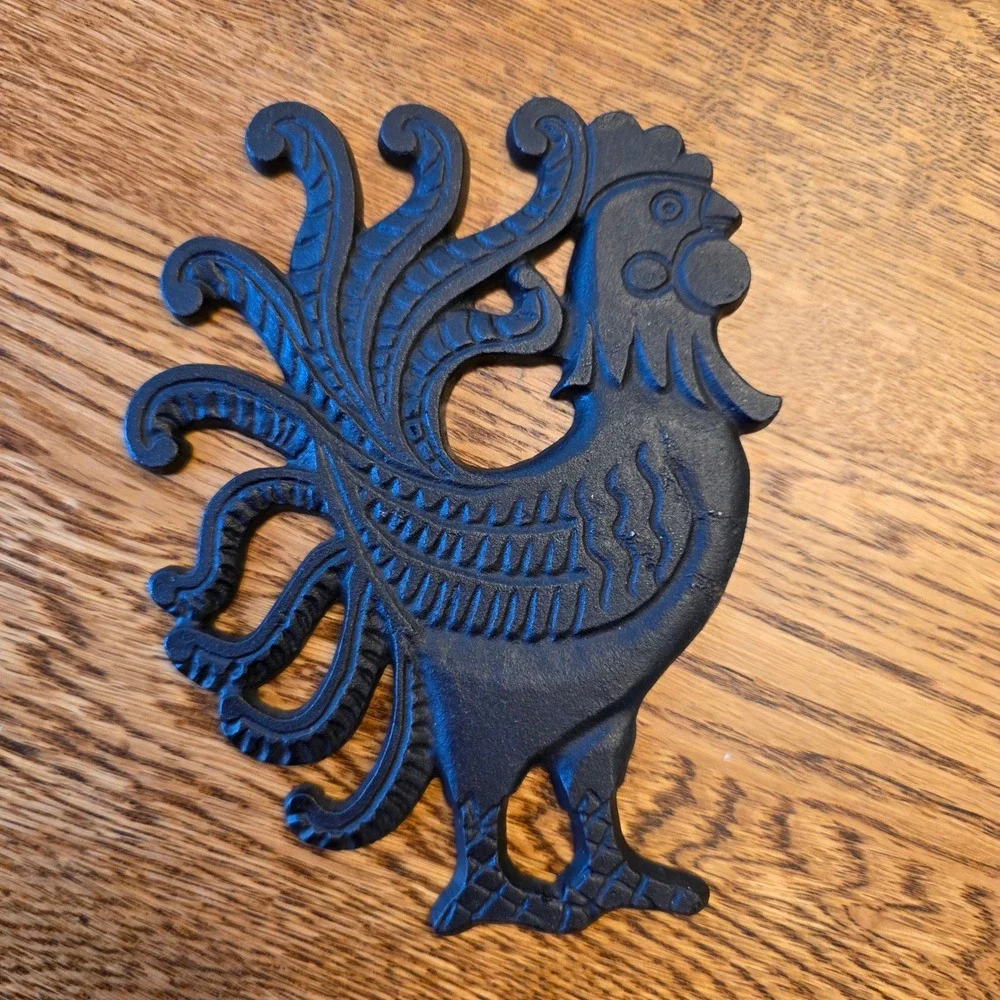 Wilton vintage cast