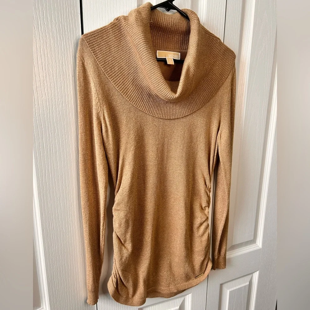Michael Kors elegant cowl