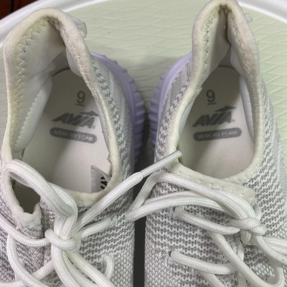 Avia womens white