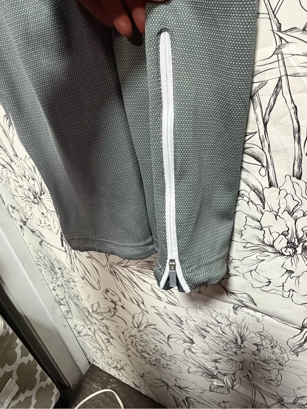 Jordan joggers deep