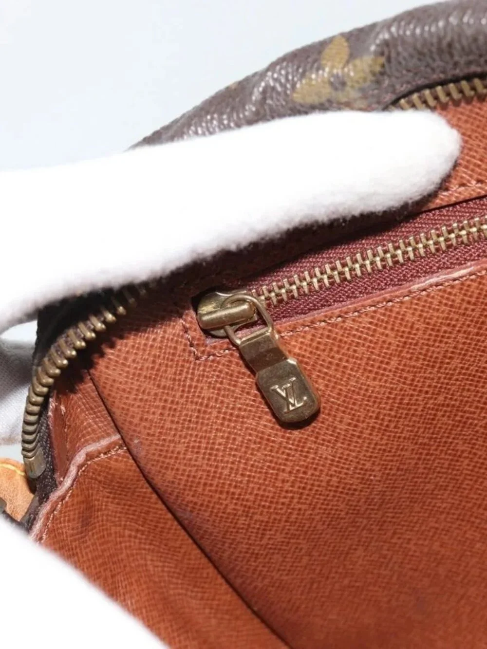 Louis Vuitton brand	louis vuitton