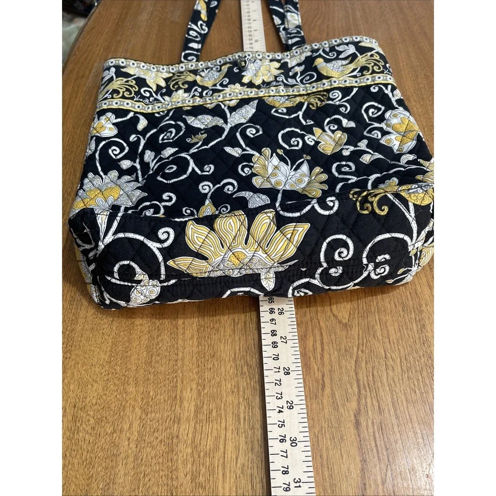 Vera Bradley see pictures