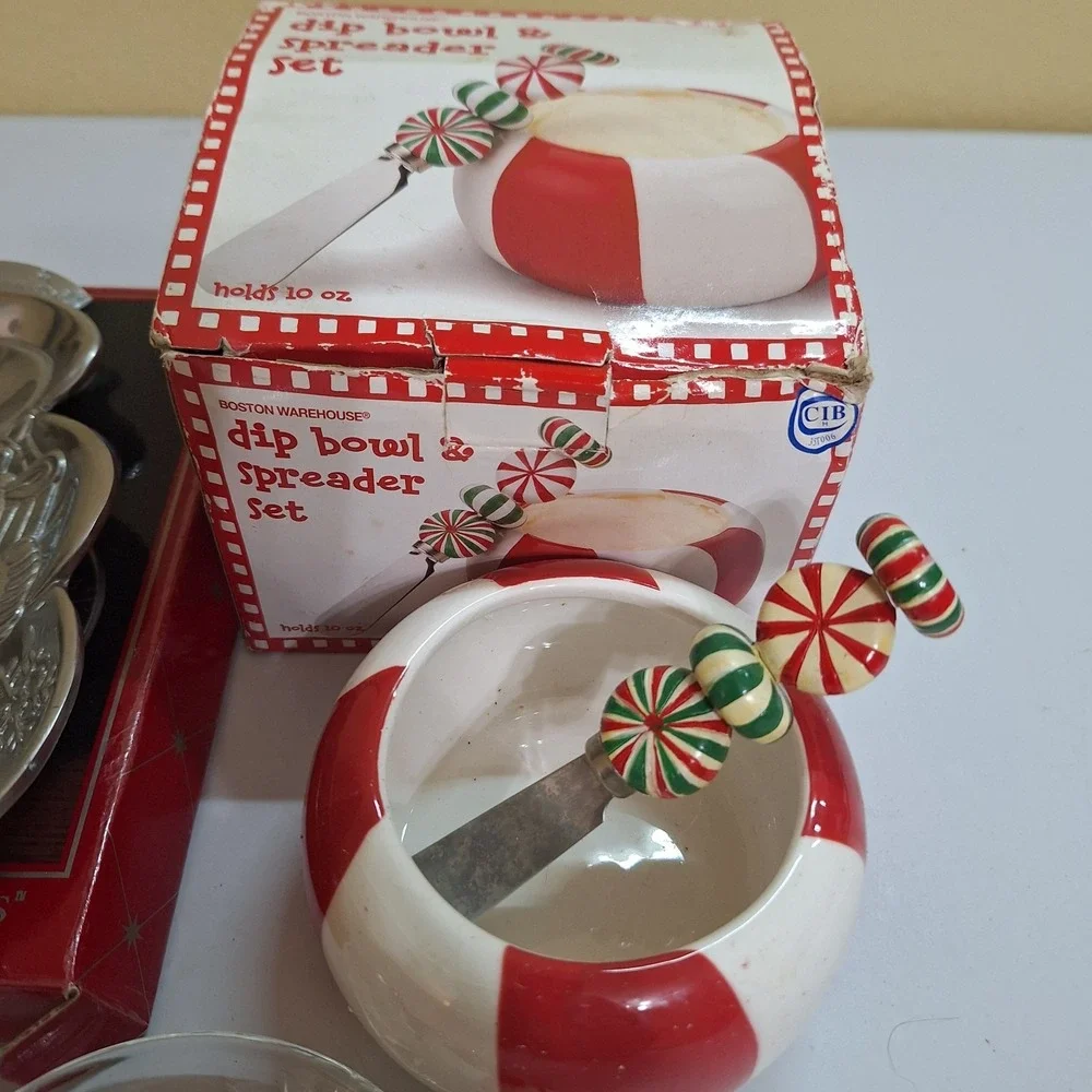 The Unbranded Brand vintage christmas