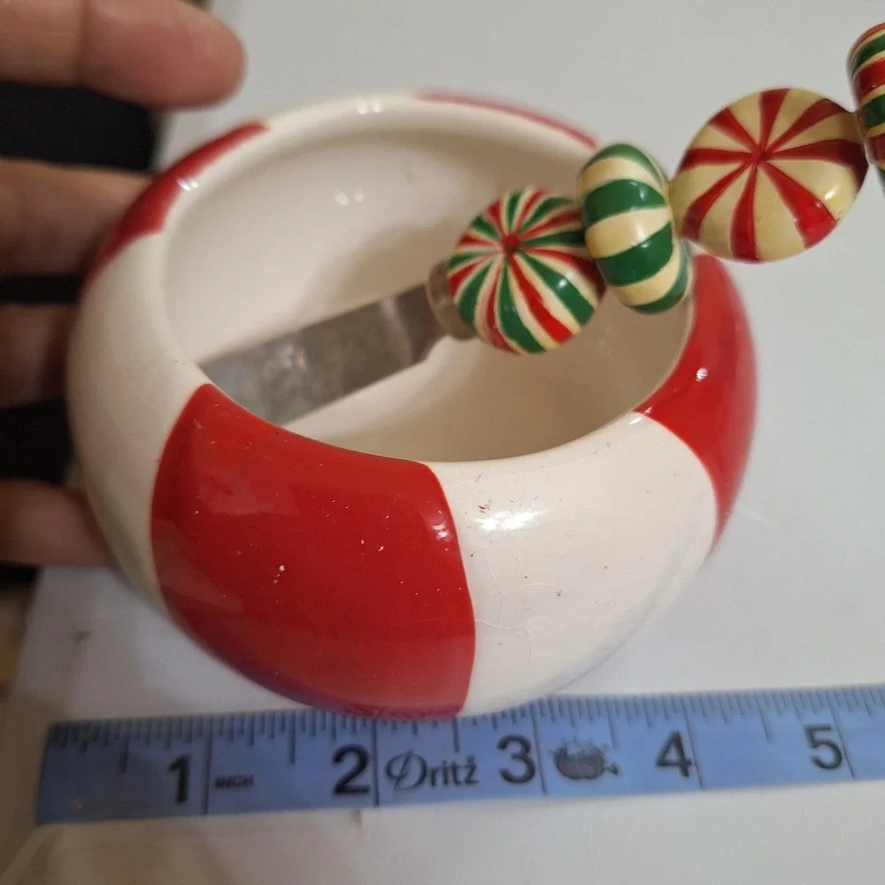 The Unbranded Brand vintage christmas