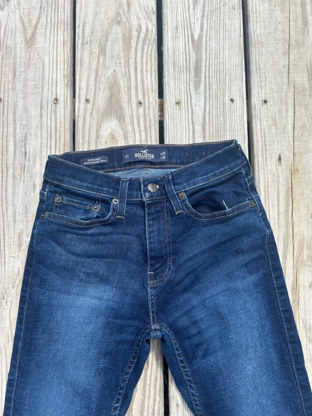 Hollister this pair