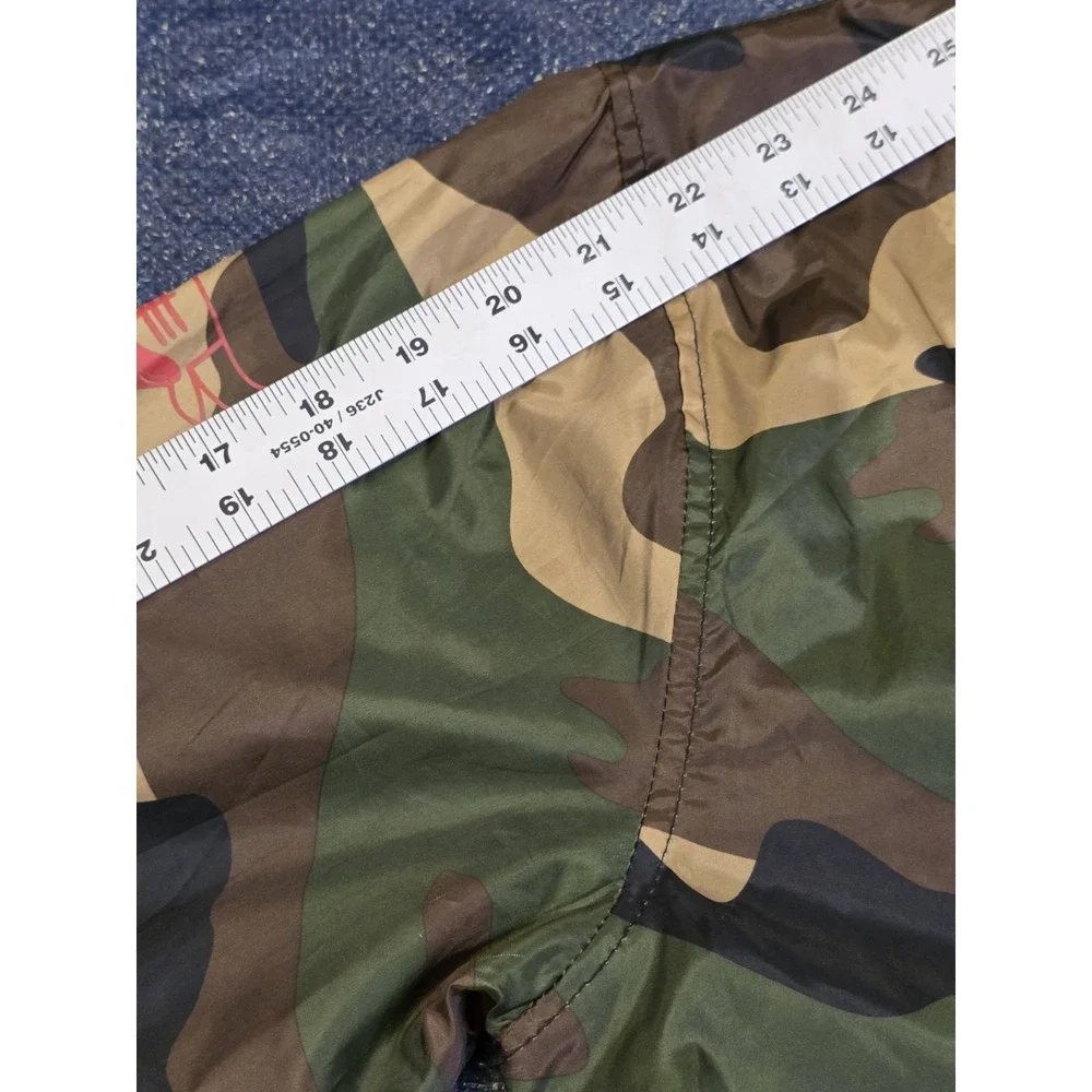 Chicago Bulls Camo Jacket Men's Medium / Youth XL 18-20 Snap Windbreaker NBA A13
