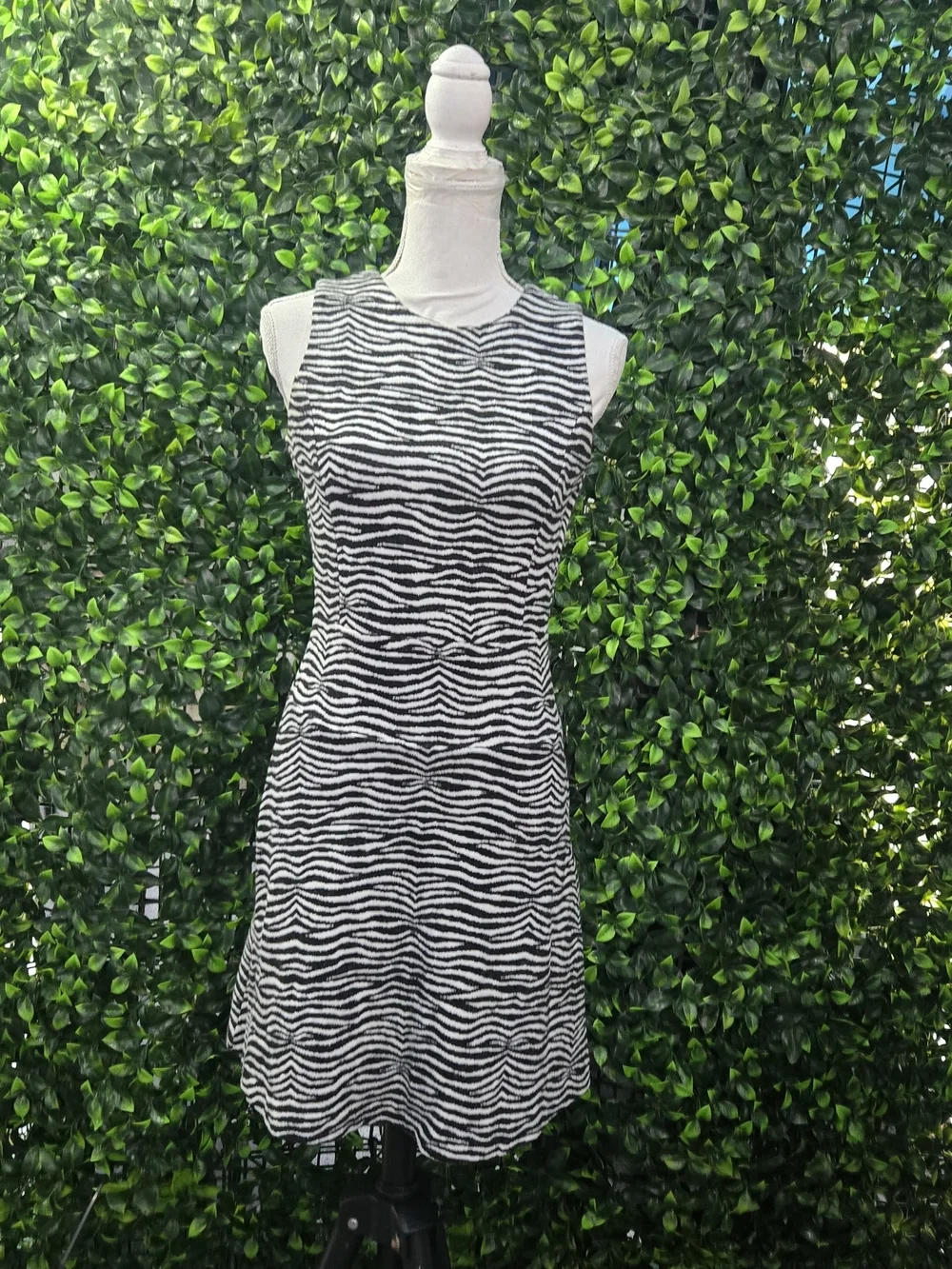 Michael Kors chic sleeveless