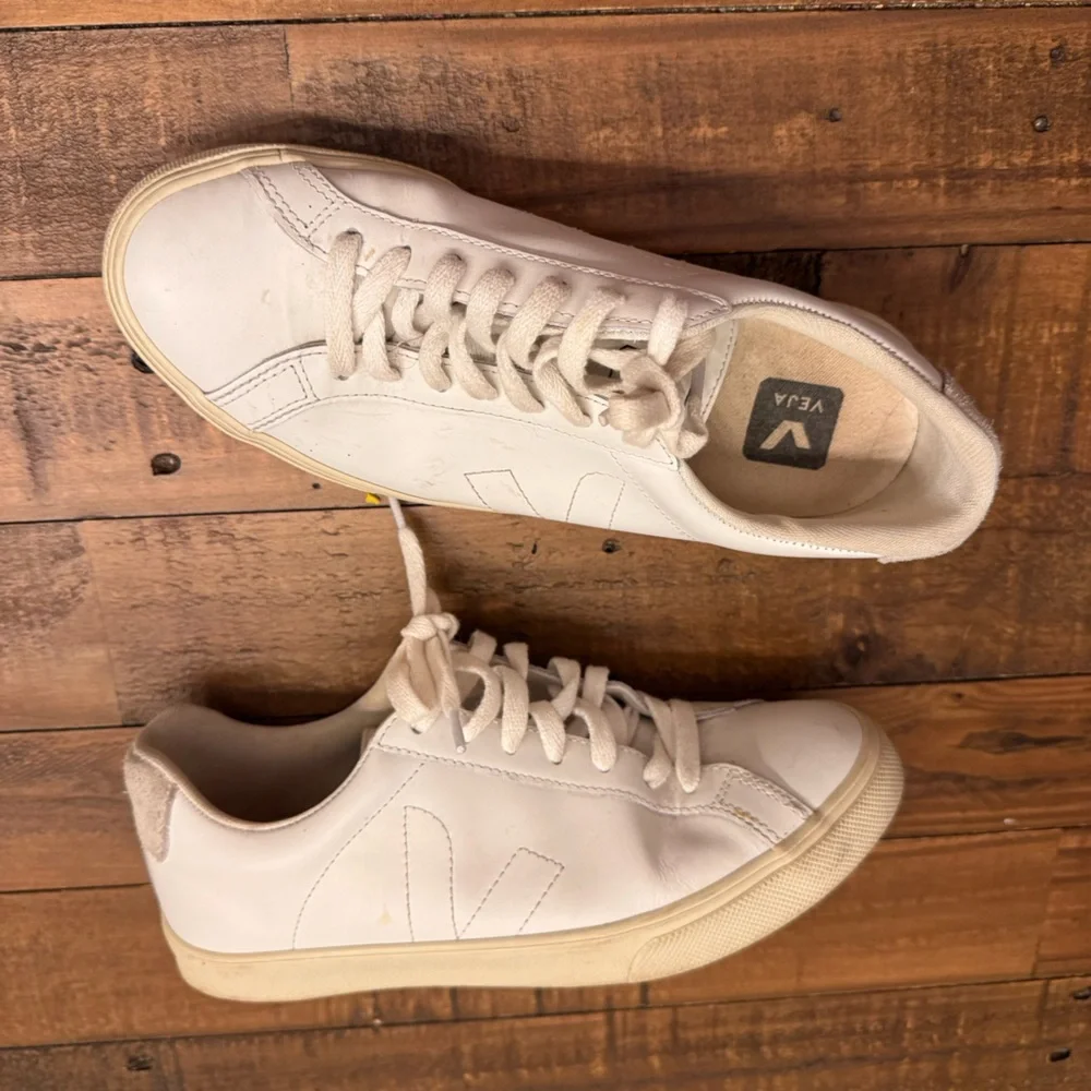 Veja outsole amazonian