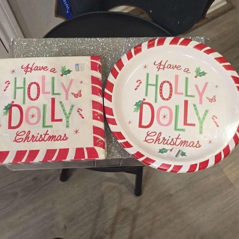 Dolly Parton new specs