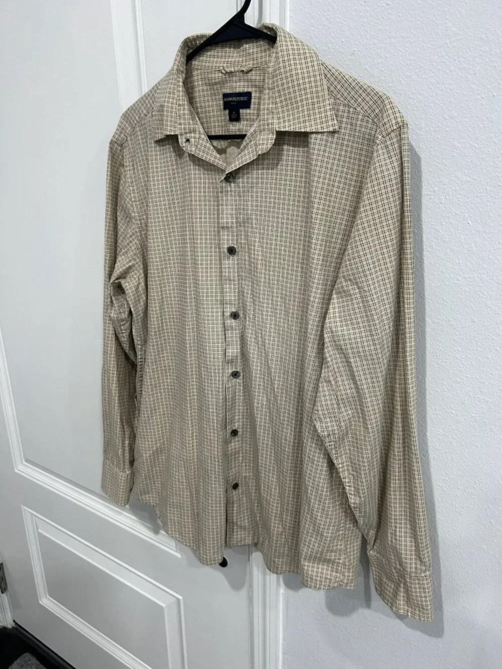 Banana Republic lightweight breathable