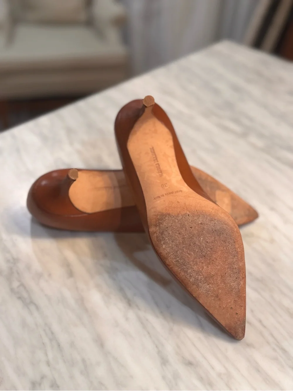 Manolo Blahnik classic manolo