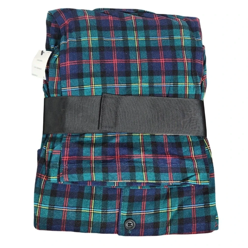 Lauren Ralph Lauren wrap yourself