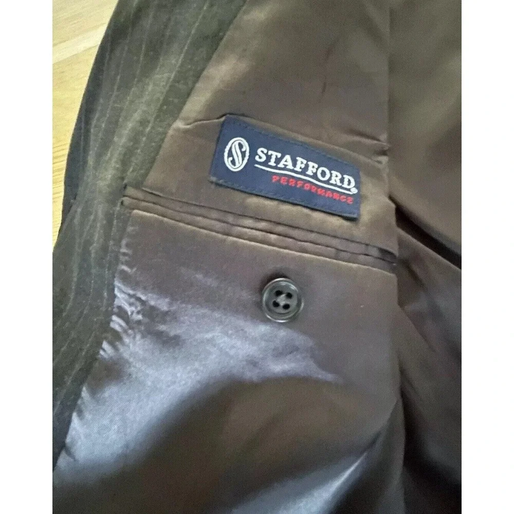 Stafford 100% wool