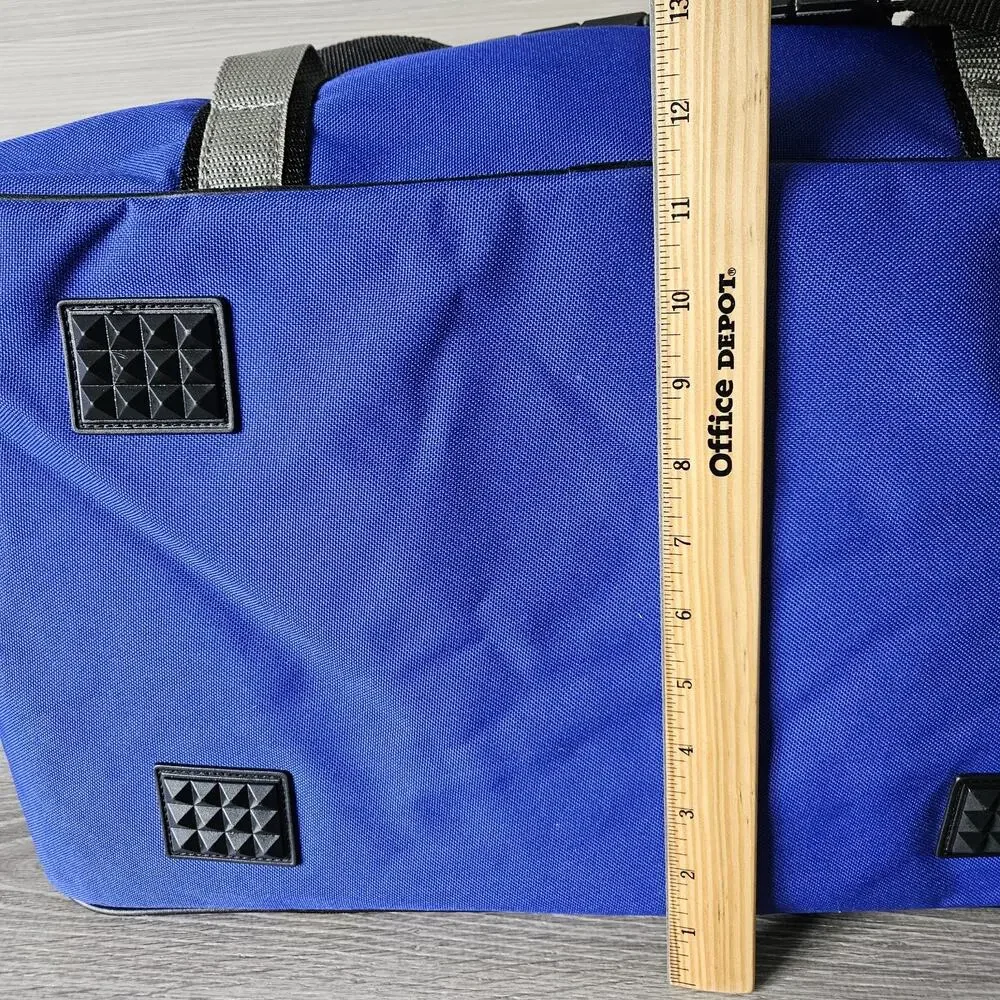 Samsonite blue carry