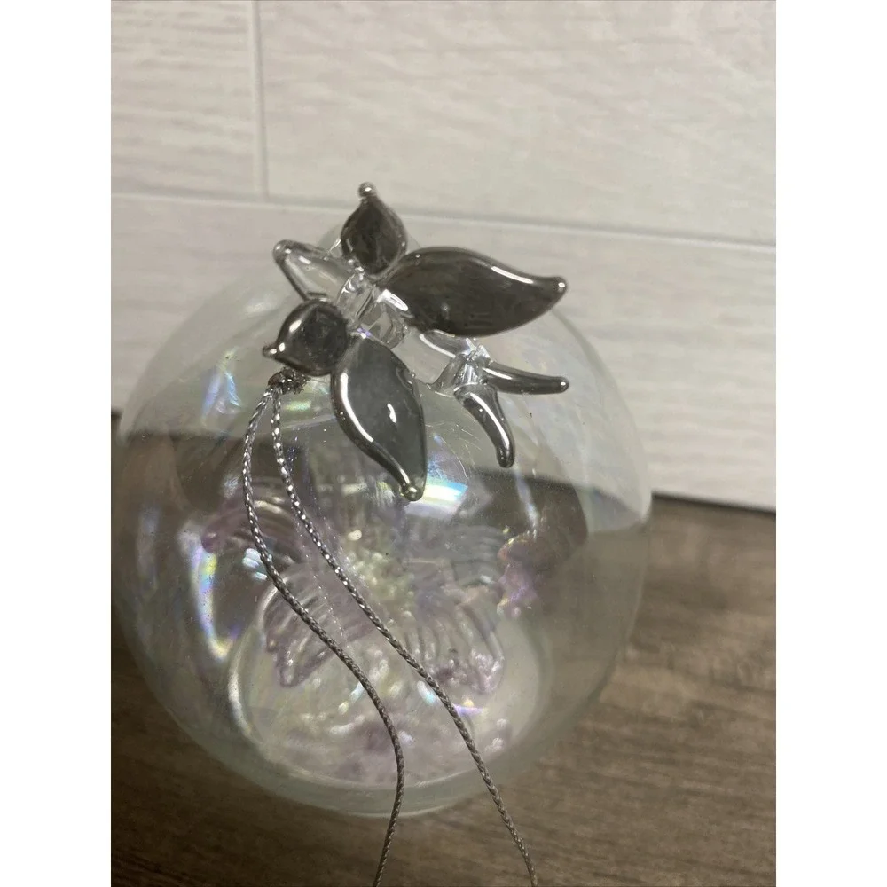 N/A glass ornament