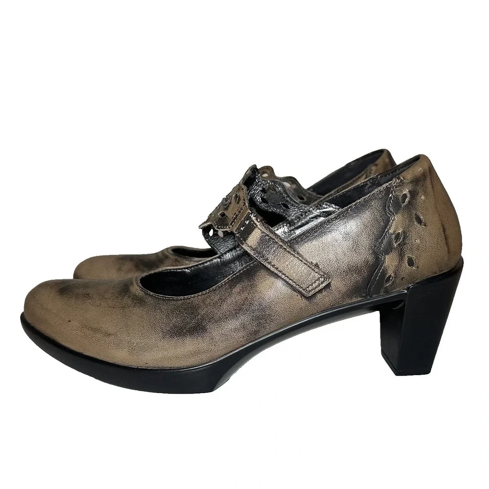 NAOT Women's 9.5 EU 40.5 Amato Mary‎ Jane Pumps Brown Antique Renfair Retro