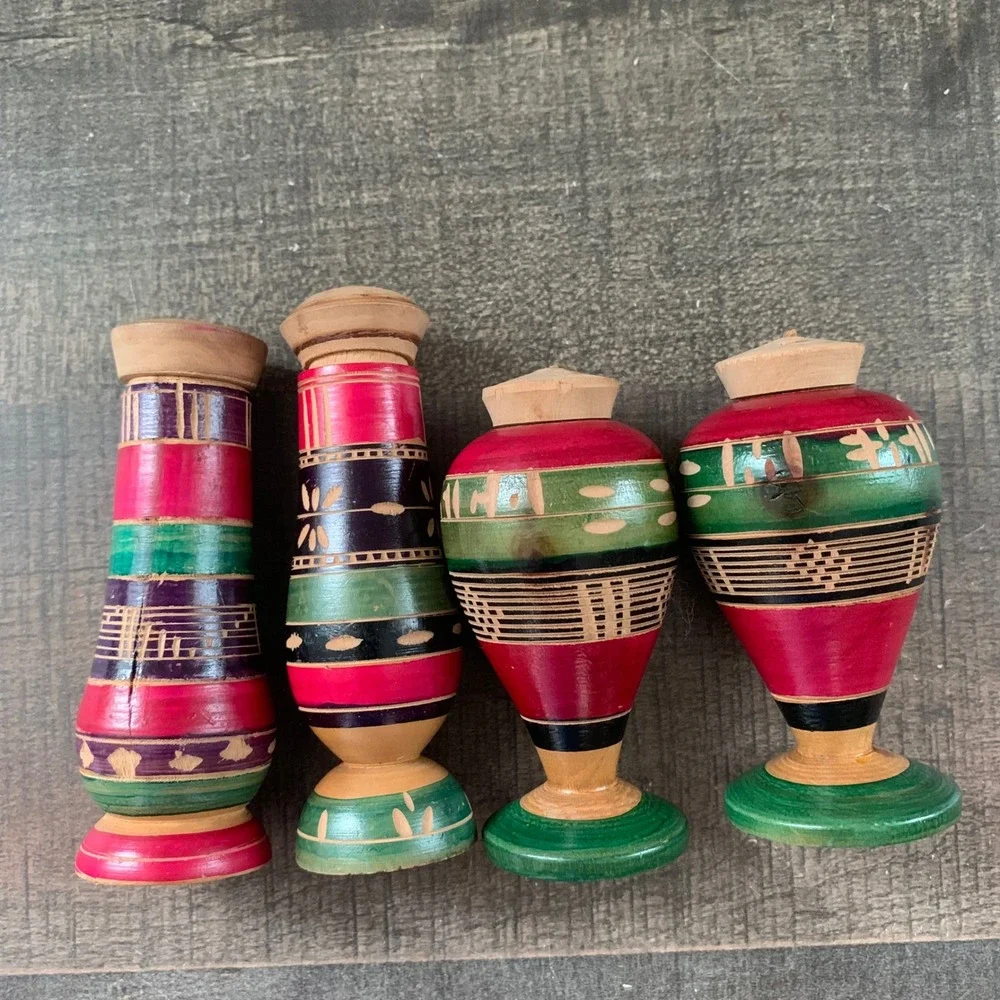 Vintage~1980s Mexican Wooden Salt & Pepper Shakers Folk Art Painted Set of‎ 4