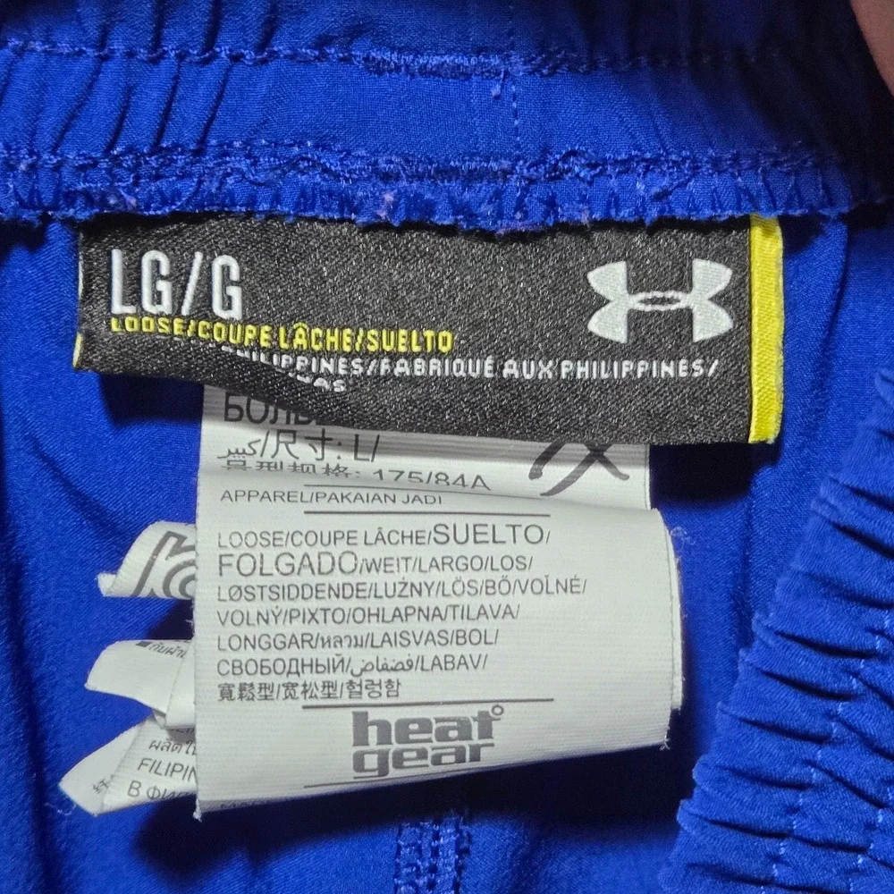 Under Armour waist 33
