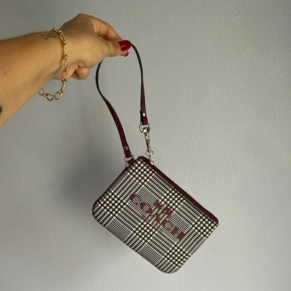 Coach all items
