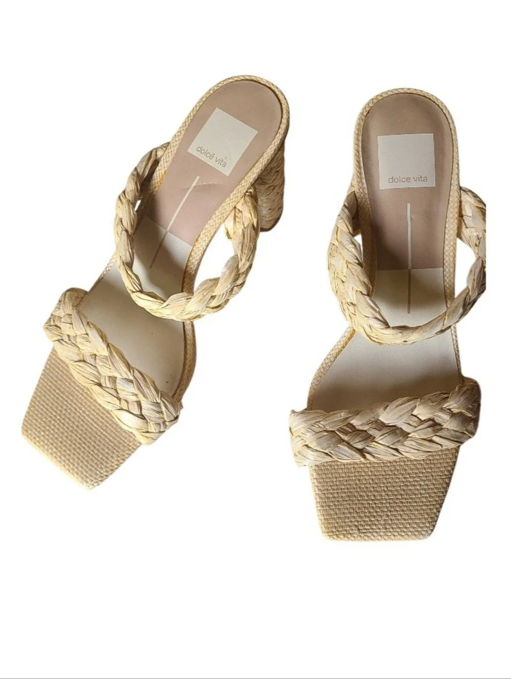 Dolce Vita step into