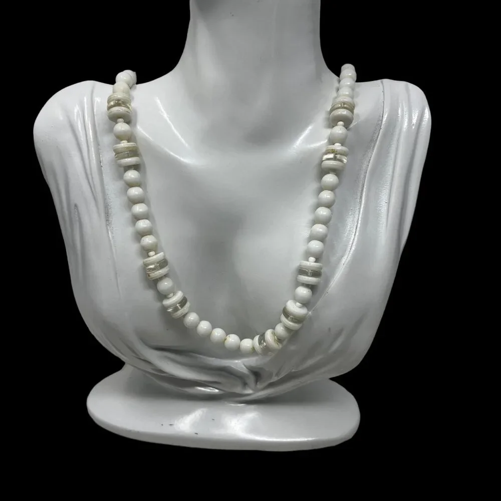 Vintage Beaded Necklace White Clear‎ Glass Beads Gold Tone Barrel Clasp