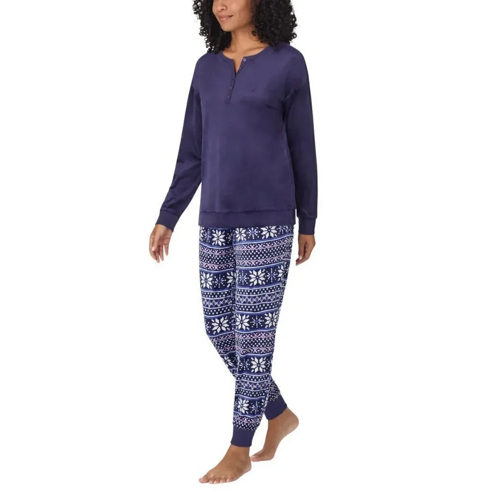 Nautica color blue