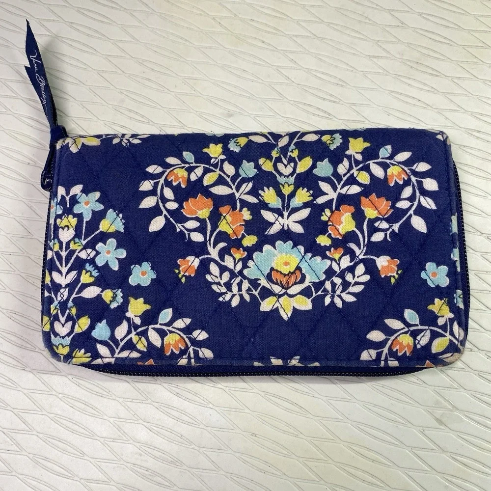Vera Bradley Womens Quilted Blue Wallet‎ Clutch Zip-around