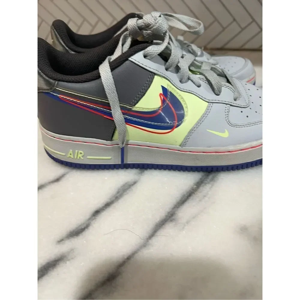 Nike boys air