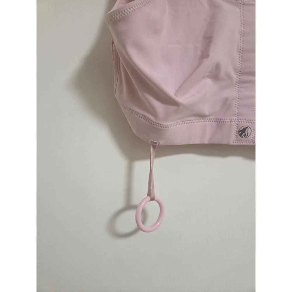 Masthead elizabeth pink