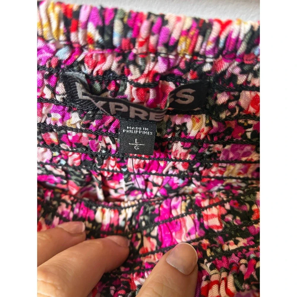 Express vibrant floral