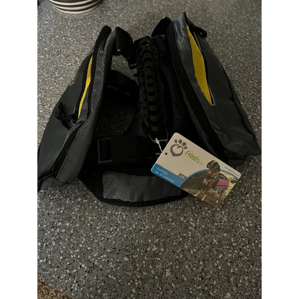 NWT- Dog Harness Go Fresh Pet Trail‎ Pack  Size Small- Yellow And Grey