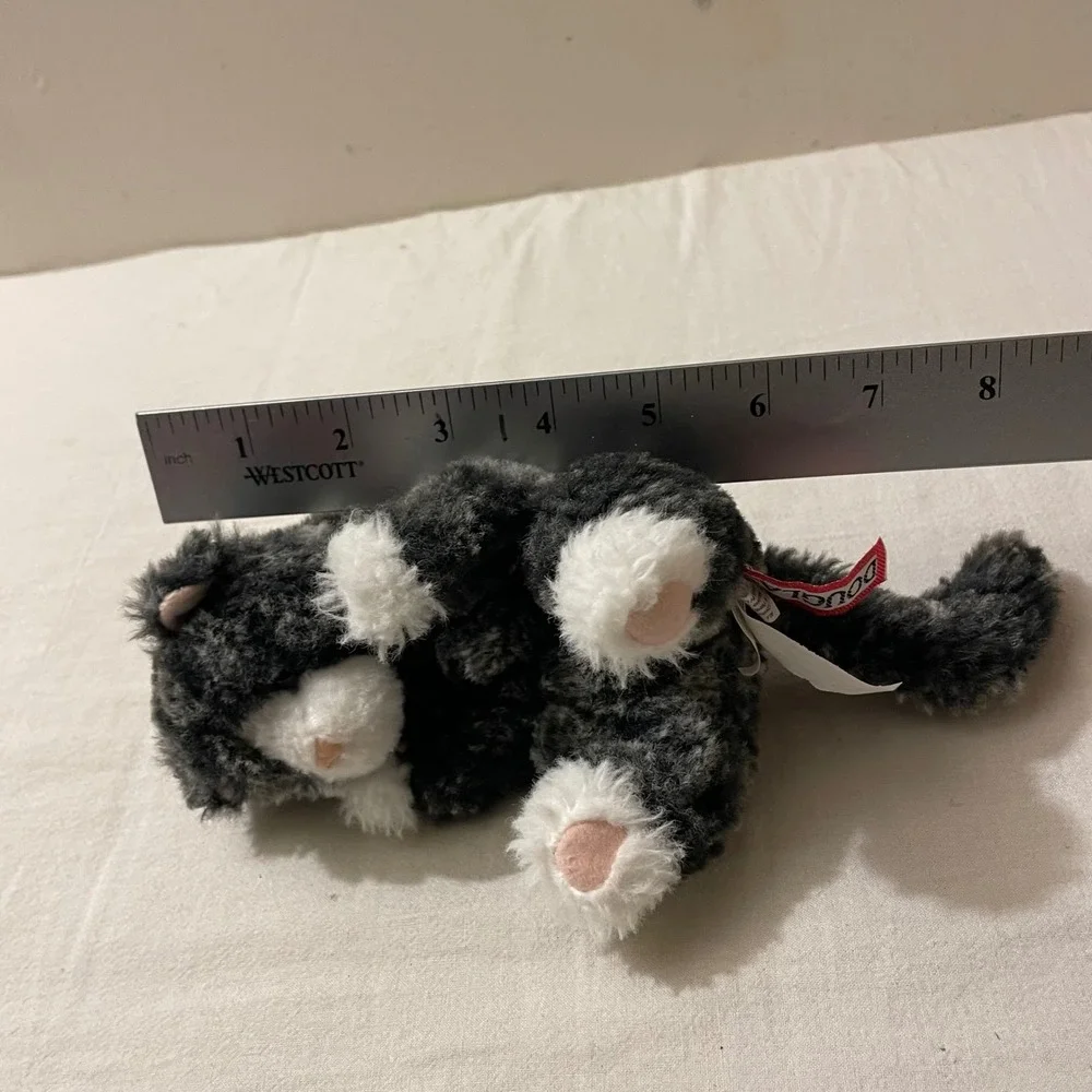 Douglas plush kitten