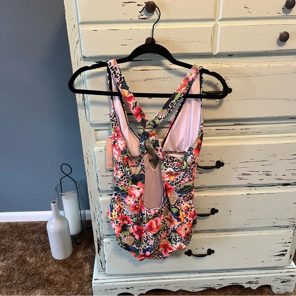 liora women floral