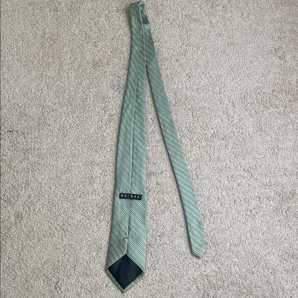 Axcess stylish tie