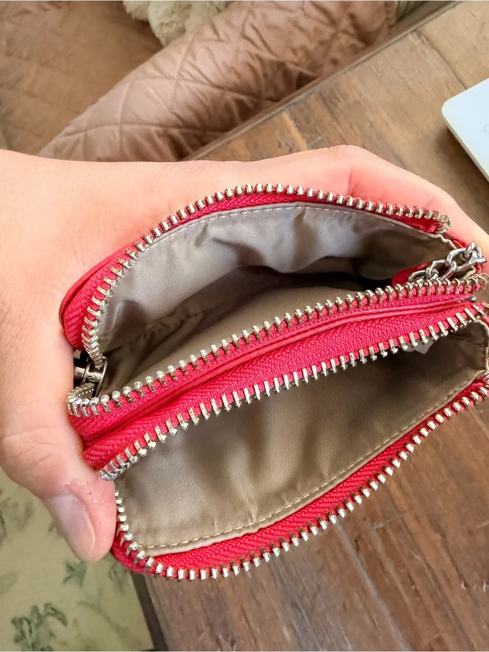 Tumi small zip